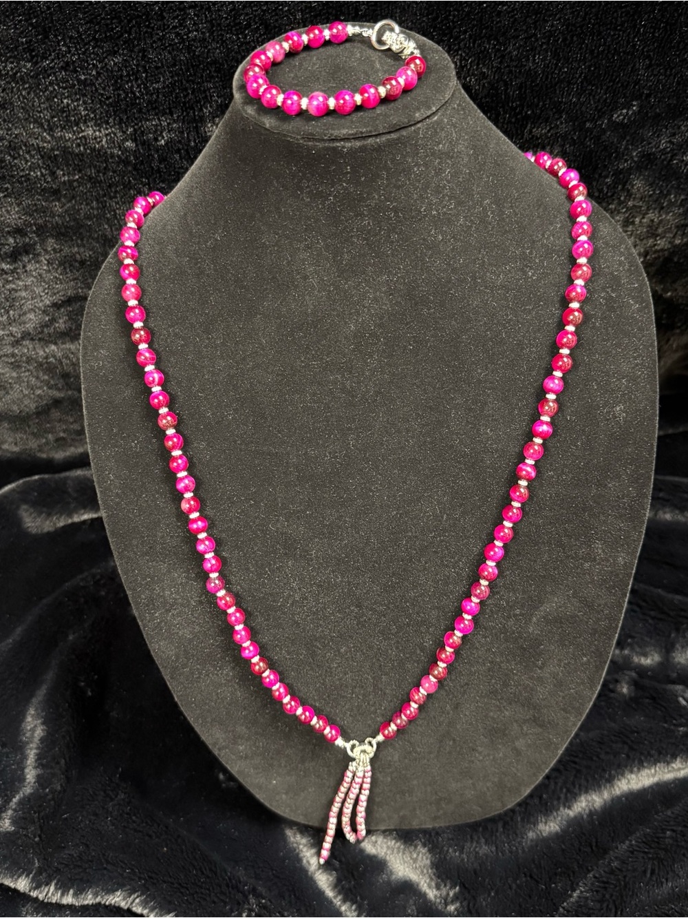 Handmade Fuchsia Beaded Necklace and Bracelet Set